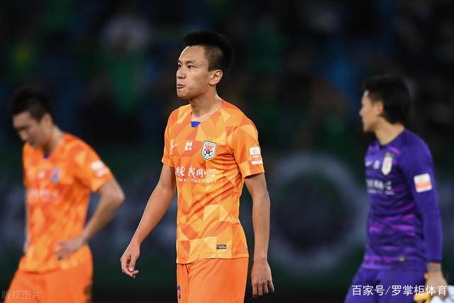 媒体人：袁堂文大概率下赛季重返上海男篮